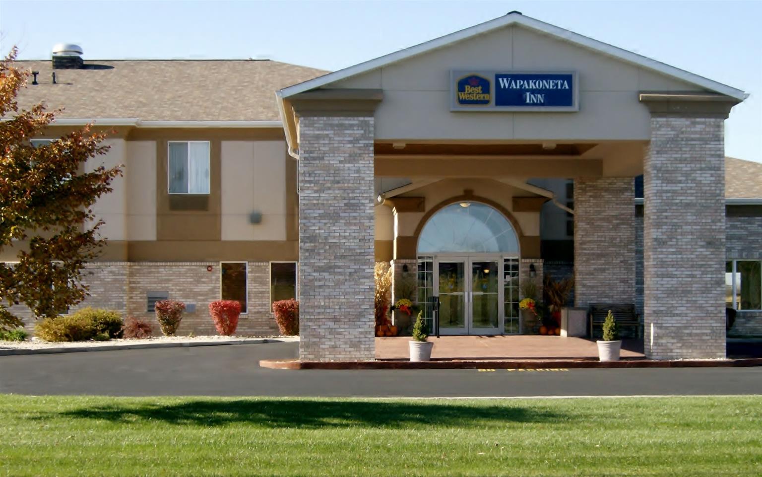 Best Western Wapakoneta Inn מראה חיצוני תמונה