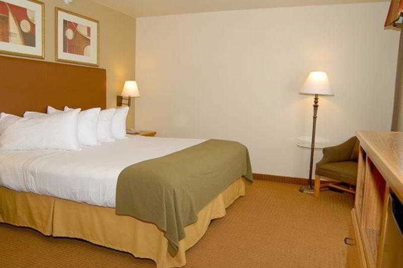 Best Western Wapakoneta Inn חדר תמונה